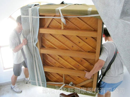 邵陽市永旺搬家服務(wù)有限公司,邵陽搬家服務(wù),搬運鋼琴,拆裝家具